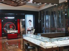 -王府井百货熙地港店
