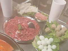-鹿鸣山草本茶香火锅(园西路店)