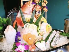 -泓炙颐凤鲜海鲜火锅料理(桐乡店)