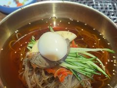 特色大冷面-明洞阿姨·韩式酱蟹烤肉·创意料理(三元桥店)