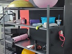 -越·健身工作室(华尔兹广场写字楼B栋店)