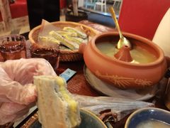 -春天里餐厅·云南创意菜特色美食(束河店)