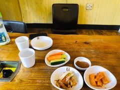 -喇喇排骨火锅·传统韩式脊骨汤(望京西园总店)