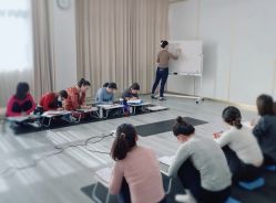 -亚太瑜伽普拉提学院