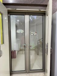 -马博士婴儿游泳馆(望京旗舰店)