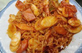 Kimchi Ramen Tteokbokki