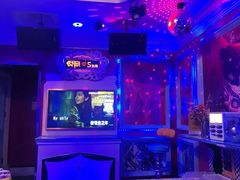 -W20 SHINING Party·K(悦豪和平路店)