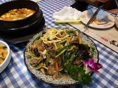 -益百岁牛尾汤(香山路店)