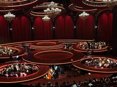 -交通银行前滩31演艺中心