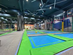 -反弹蹦床公园·亲子乐园·团建·派对(尚品奥莱店)