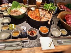 -三出山火锅(万象天地店)
