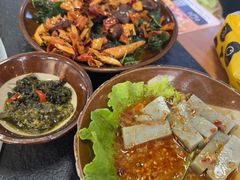 -阿山卓·野生菌火锅·纳西火塘烤肉