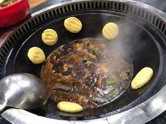 小鸡炖蘑菇-炮爷东北铁锅炖(棠安路店)