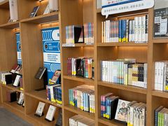 -朵云书院(滴水湖店)