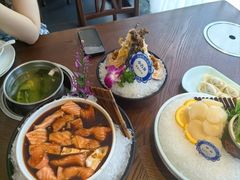 -东海怡品海鲜豆捞(舟宿夜江店)