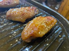 料理烤焦香翅中-老东镇啤酒屋海鲜加工·蒸汽海鲜·海鲜烧烤(台东店)