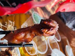 -黄记四更烤乳猪店