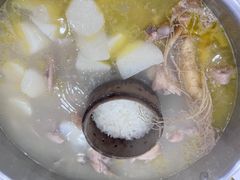 -朴小妹人参鸡汤火锅(长白山万达店)