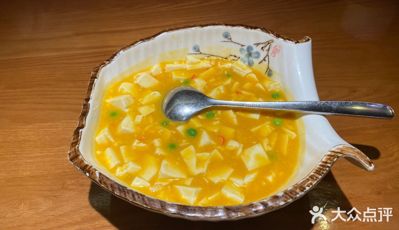 北国饭店，吃北方菜可以试试