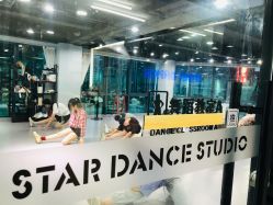 -STAR舞蹈工作室