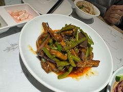 -关东小磨东北菜(漕河泾印象城店)