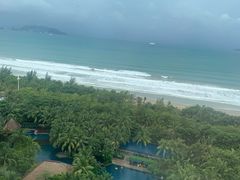 -三亚湾海居铂尔曼度假酒店