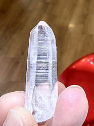 -蓝晶灵天然水晶专卖店