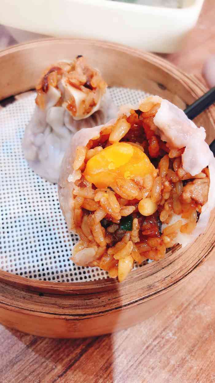 吉祥馄饨(新民路店)-"「蛋黄烧卖」这个烧麦真的是爱了全宇宙最.