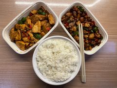 -稳湘湖南小馆(道尔泰生活广场店)