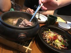 云南经典汽锅鸡-云海肴·汽锅鸡·云南菜(苏州中心店)