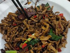 -湖南人家湘菜馆(镇江路店)