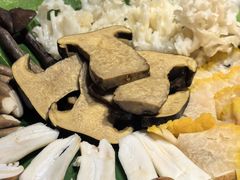 -钢管厂五区小郡肝串串香火锅(梅川路店)