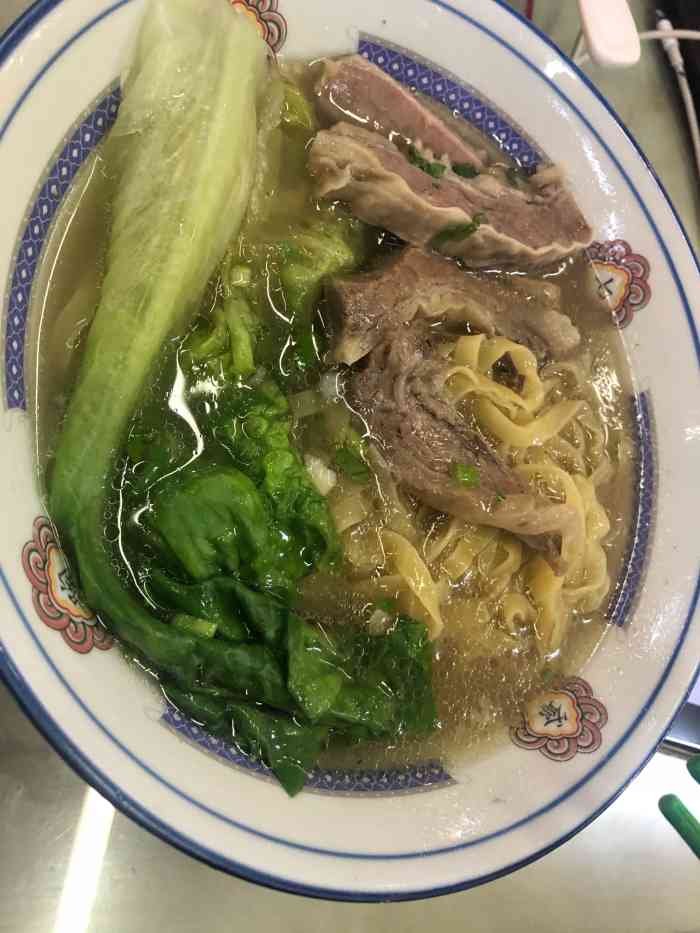 七爷清汤腩(北一路万达店)-"很好找的一家店,我是从万达停车场西入口