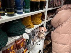 -名创优品(北京新中关购物中心地铁层店)