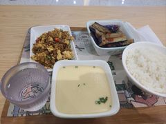 -老乡鸡(东方广场店)