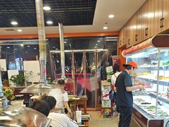 -哈尔滨小酒馆·鲜肉现穿自助烧烤(康新花园店)