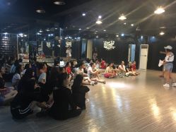 -YASAKI国际舞蹈中心