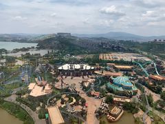 -七彩云南欢乐世界