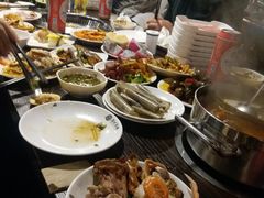 -海吃海喝海鲜烤肉餐厅