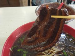 -小龙大肉面馆