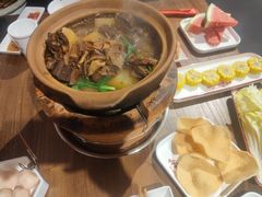 -阿润打边炉·鲜切鸡煲(华漕店)