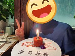 生日红丝绒蛋糕-梧桐