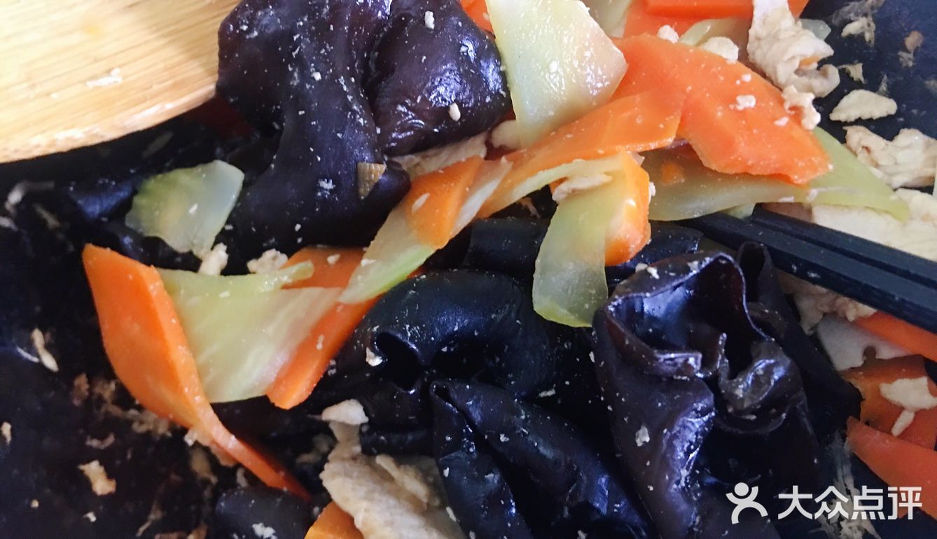 减脂快手菜——莴笋炒鸡肉