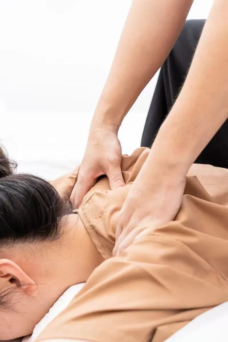 按摩时,技师手法非常细腻,尤其是肩颈按摩