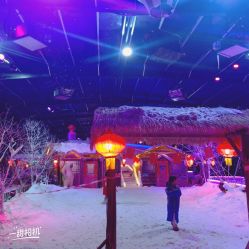 -圣名游乐城冰雪大世界