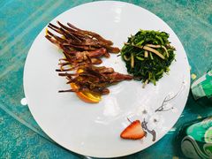 -山明水秀大饭店