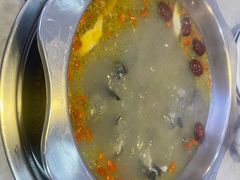 -光头药膳鸡(莱茵小镇店)