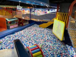 -星岛乐园(爱琴海购物公园店)