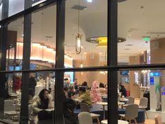 门面-奈雪的茶(青岛卓悦里INTOWN店)