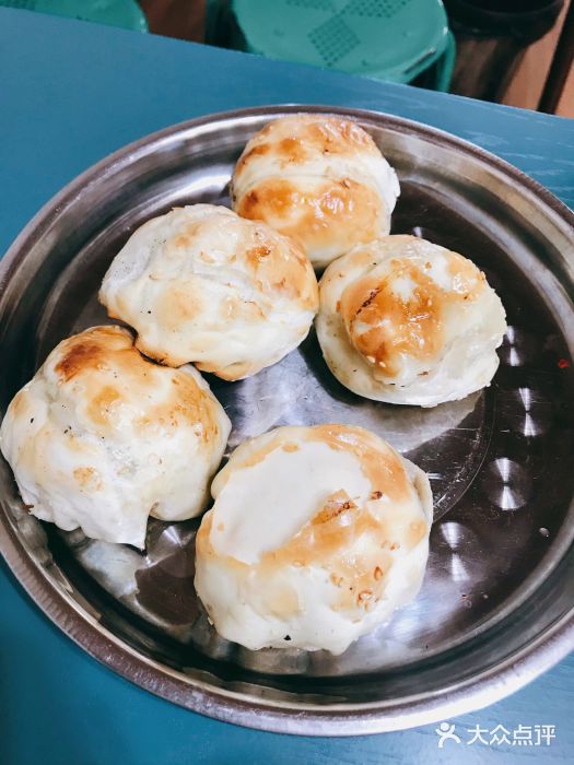 恺撒烤包子图片